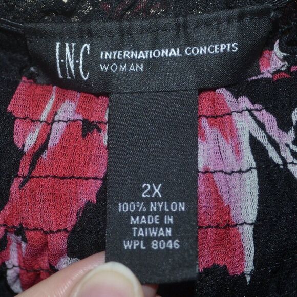 Inc International Concept Women's Smocked Babydoll Pink Floral Blouse - Picture 2 of 9